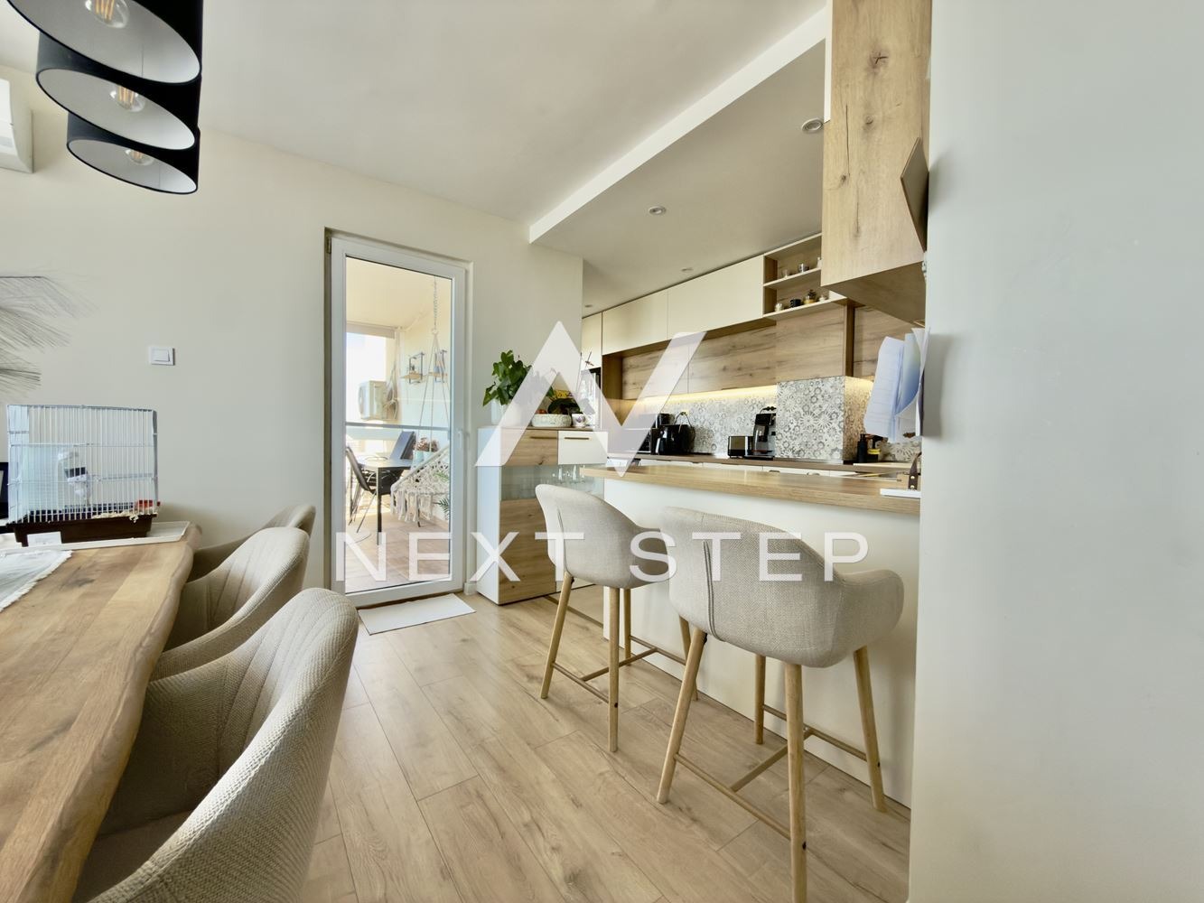 Продава МНОГОСТАЕН, гр. Пловдив, Център, снимка 4 - Апартаменти - 53643472