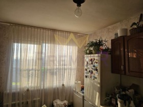 2 bedroom Hipodruma, Sofia 9