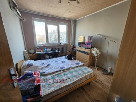 3 Schlafzimmer Goze Deltschew, Sofia 10