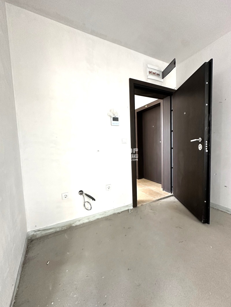 En venta  2 dormitorios Plovdiv , Tsentar , 99 metros cuadrados | 49438293 - imagen [4]