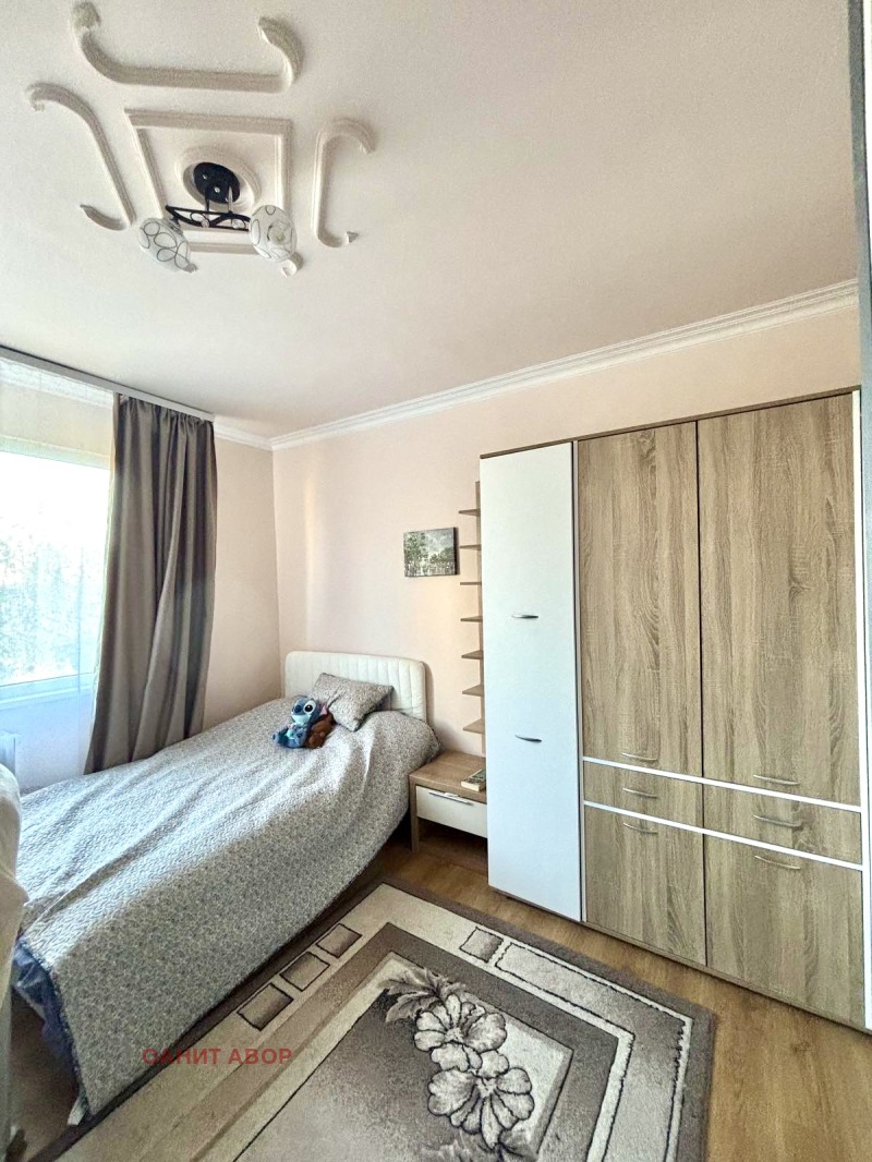 Продава 4-СТАЕН, гр. София, Яворов, снимка 8 - Апартаменти - 52421028