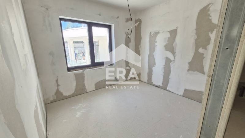 Продава 4-СТАЕН, гр. Варна, к.к. Чайка, снимка 8 - Апартаменти - 54067447