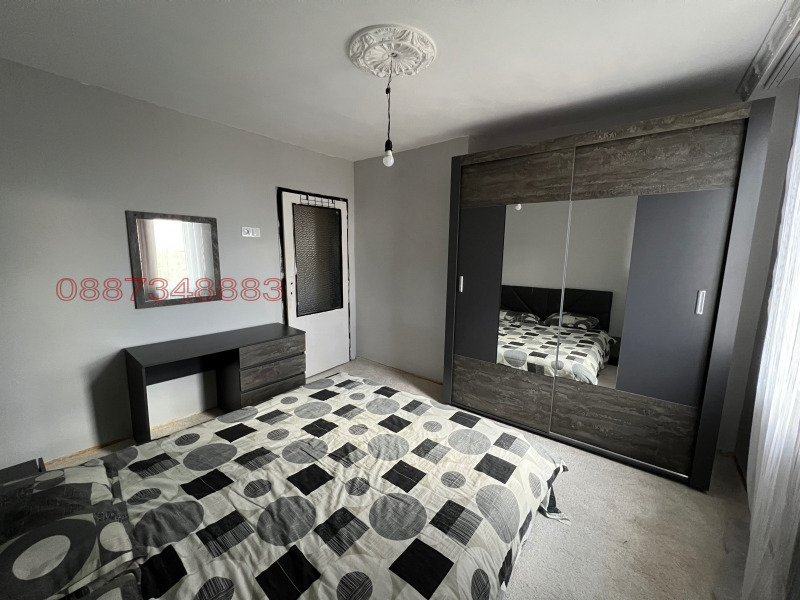 Продава ЕТАЖ ОТ КЪЩА, гр. Радомир, област Перник, снимка 6 - Етаж от къща - 52784237