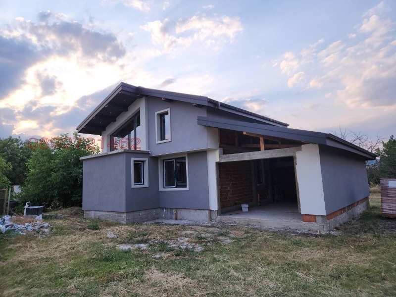 Продава  Къща област Стара Загора , гр. Чирпан , 155 кв.м | 51118559