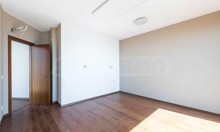 Продава МНОГОСТАЕН, гр. Балчик, област Добрич, снимка 17 - Апартаменти - 54847641