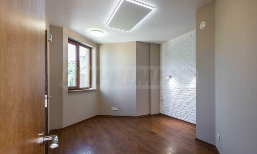Продава МНОГОСТАЕН, гр. Балчик, област Добрич, снимка 15 - Апартаменти - 54847641