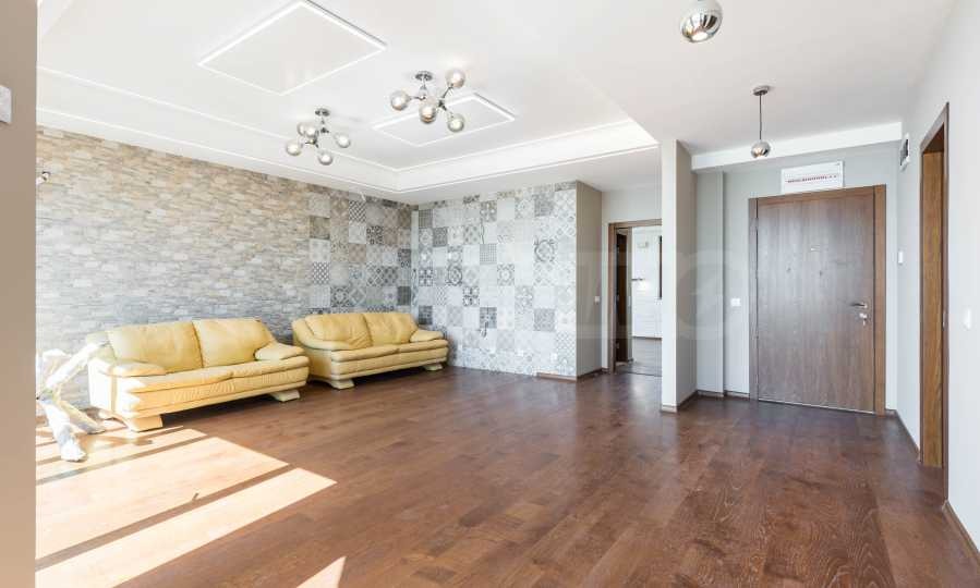 Продава МНОГОСТАЕН, гр. Балчик, област Добрич, снимка 4 - Апартаменти - 54847641