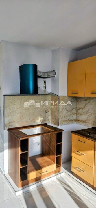 Продава 2-СТАЕН, гр. София, Център, снимка 2 - Апартаменти - 54358349