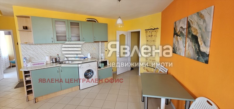Продава  2-стаен област Бургас , гр. Ахтопол , 65 кв.м | 66229220