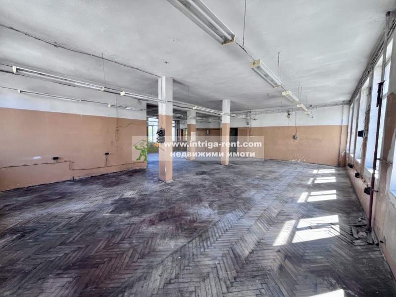Te koop  Kantoor Chaskovo , Tsentar , 191 m² | 29736685 - afbeelding [4]