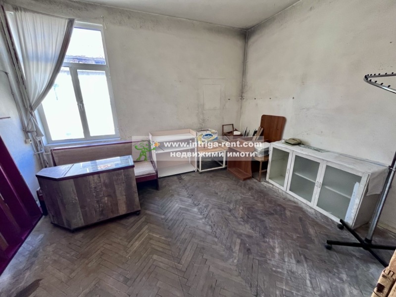 Te koop  Kantoor Chaskovo , Tsentar , 191 m² | 29736685 - afbeelding [9]