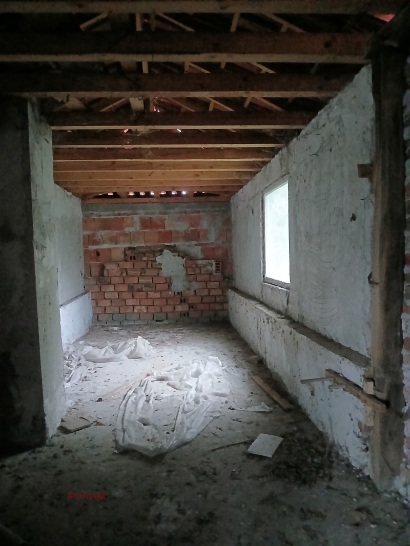 Продава КЪЩА, с. Сенник, област Габрово, снимка 14 - Къщи - 51981475