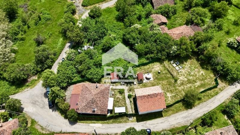 Продава КЪЩА, с. Изгрев, област Сливен, снимка 15 - Къщи - 54279019