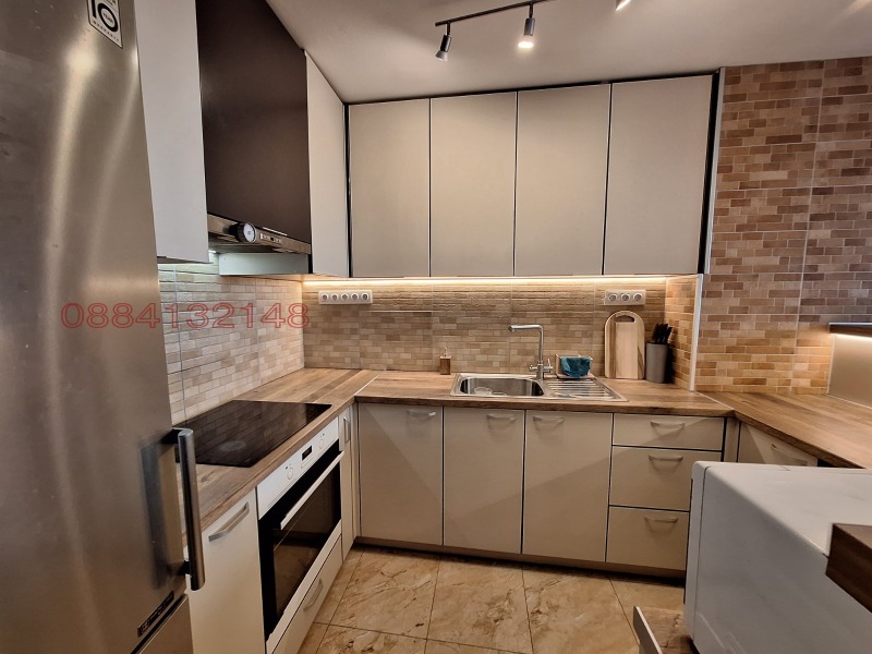 Продава 3-СТАЕН, гр. София, Лагера, снимка 11 - Апартаменти - 53455263