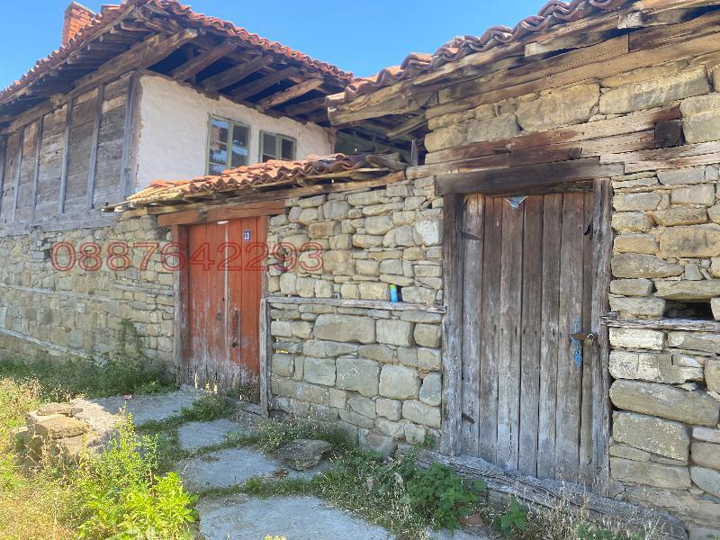 Продава КЪЩА, с. Тича, област Сливен, снимка 3 - Къщи - 52786517