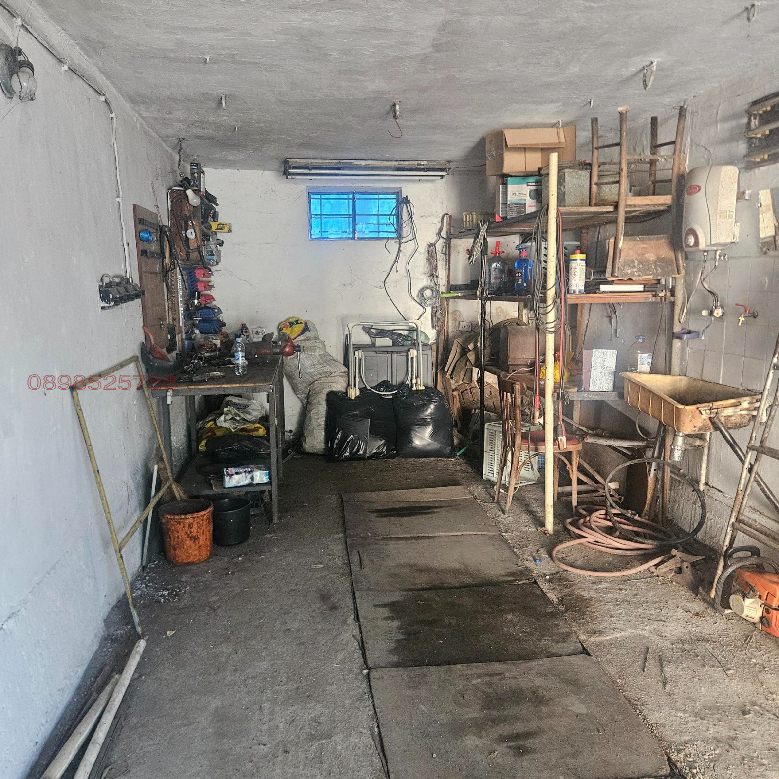 Продава ГАРАЖ, ПАРКОМЯСТО, гр. Шумен, 5-ти полк, снимка 2 - Гаражи и паркоместа - 56137745