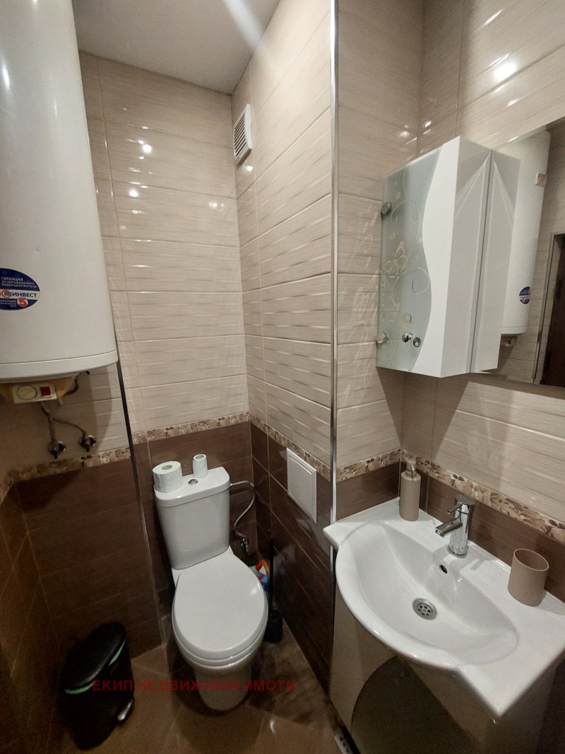 Продава  3-стаен град Благоевград , Струмско , 65 кв.м | 11996082 - изображение [17]