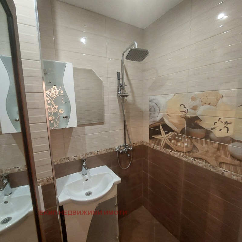 Продава  3-стаен град Благоевград , Струмско , 65 кв.м | 11996082 - изображение [16]