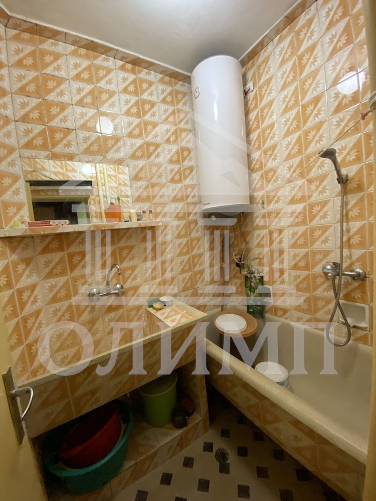 Продава МНОГОСТАЕН, гр. Добрич, Свети Георги, снимка 13 - Апартаменти - 52051664