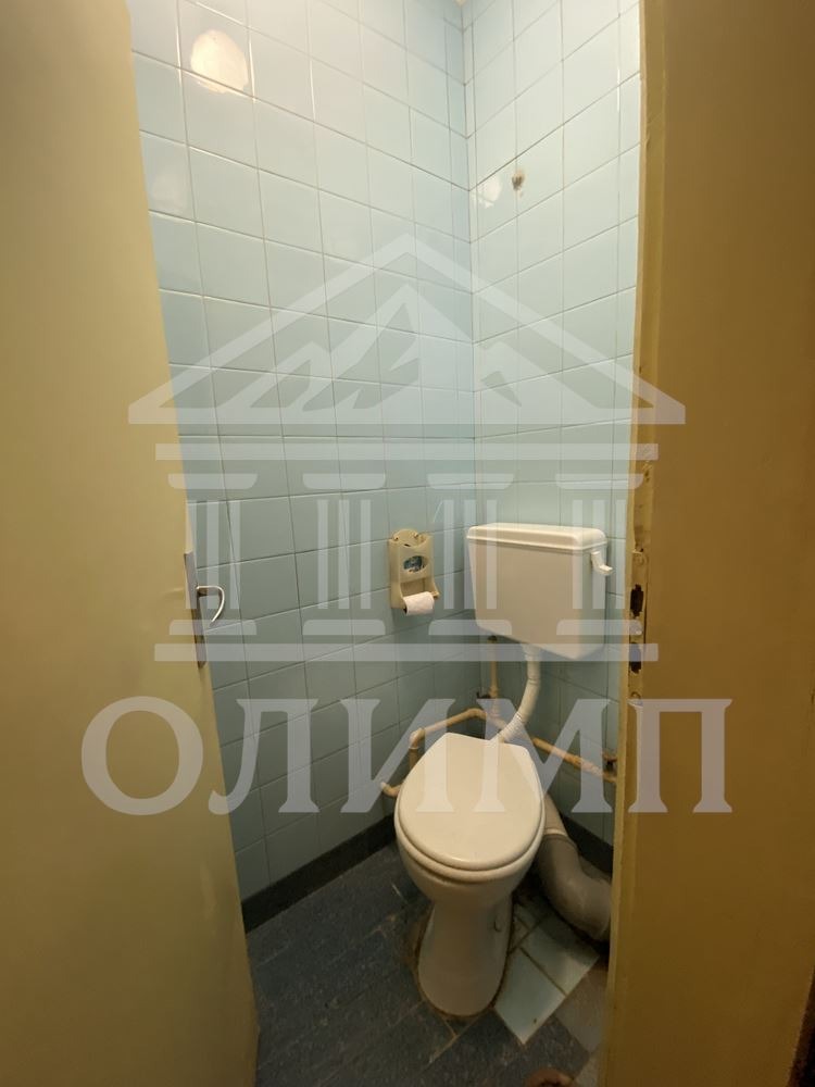 Продава МНОГОСТАЕН, гр. Добрич, Свети Георги, снимка 14 - Апартаменти - 52051664