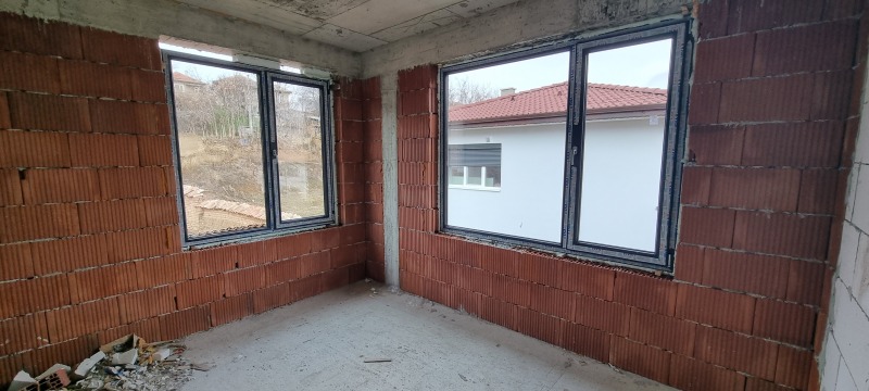 Продава КЪЩА, гр. Разград, Житница, снимка 10 - Къщи - 45876642