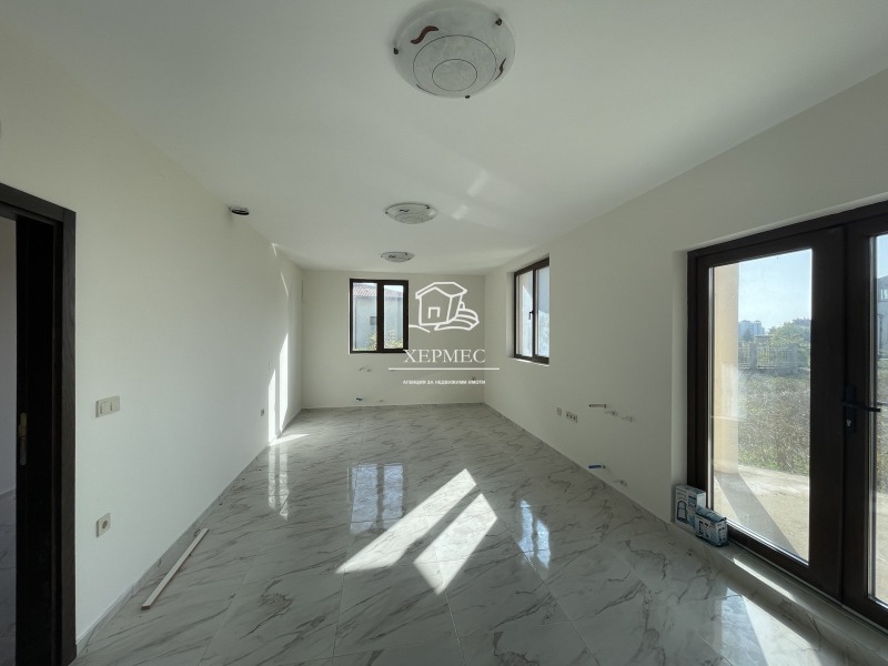 Te koop  Huis regio Boergas , Sveti Vlas , 258 m² | 10762180