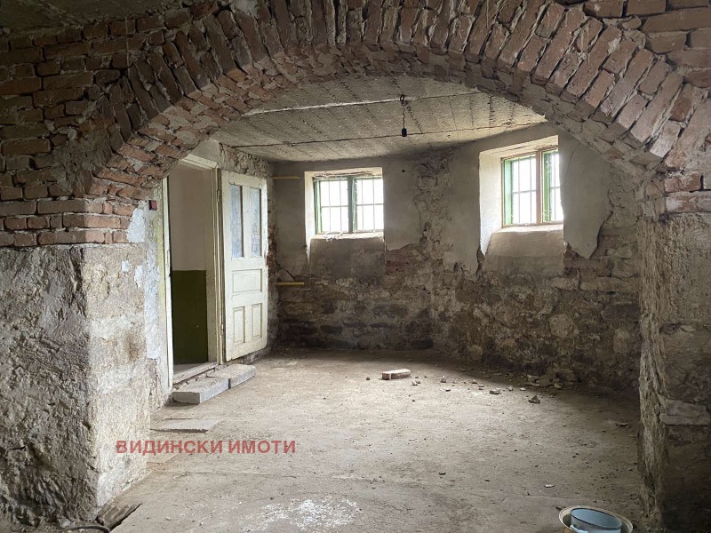 Продава  Къща област Видин , с. Иново , 88 кв.м | 77978915 - изображение [7]