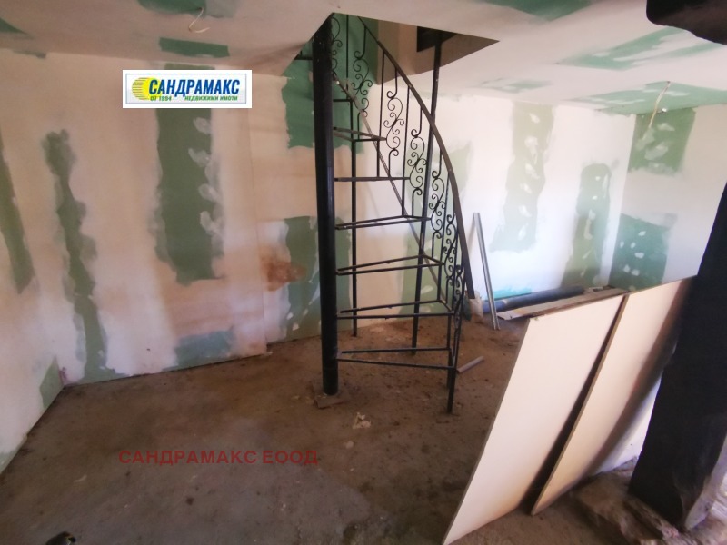 Продава  Къща град Ловеч , Вароша , 100 кв.м | 69917874 - изображение [4]