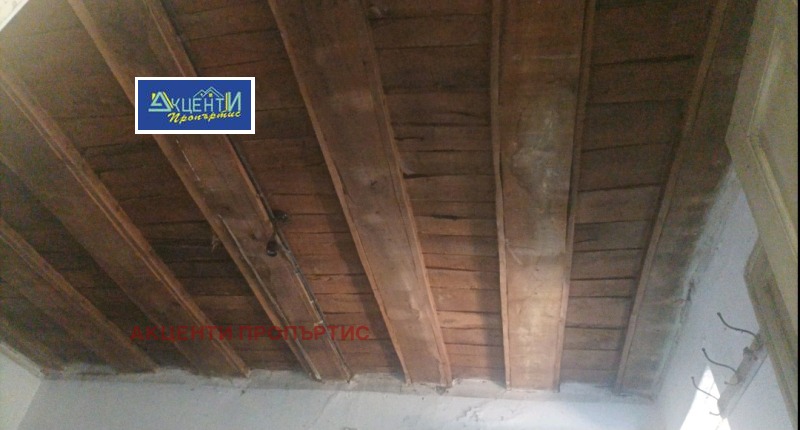 Продава КЪЩА, с. Михалци, област Велико Търново, снимка 8 - Къщи - 52748618