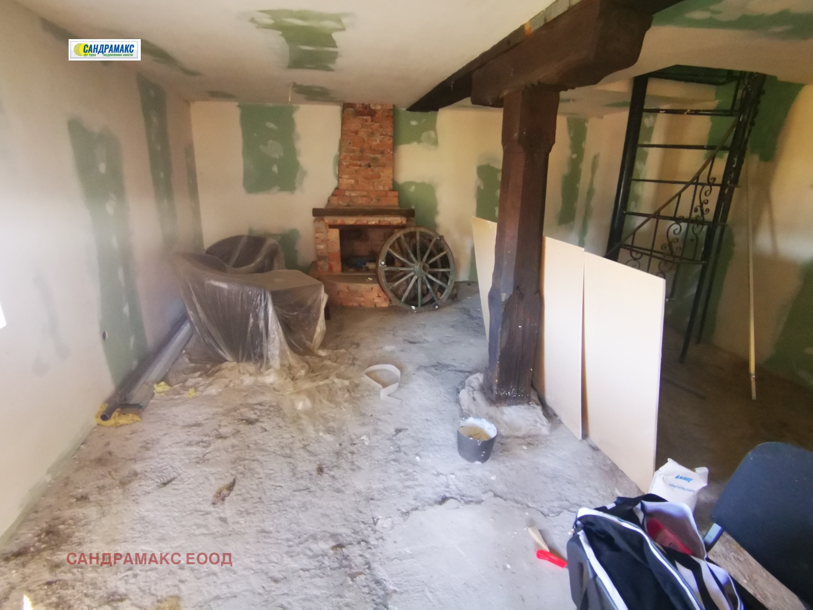 Продава КЪЩА, гр. Ловеч, Вароша, снимка 2 - Къщи - 52124185
