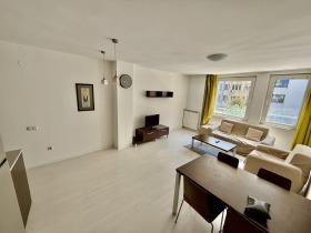 2 quartos Medicinska akademiia, Sofia