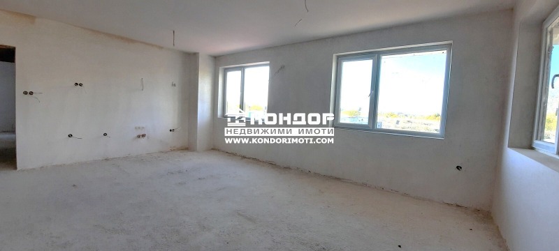 Te koop  Studio Plovdiv , Vastanitsjeski , 50 m² | 64998049