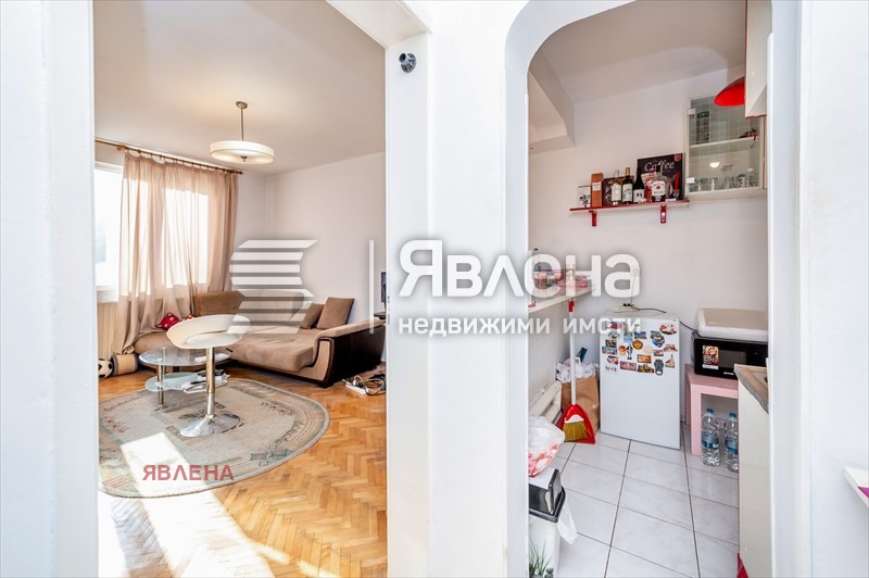 Продава 2-СТАЕН, гр. София, Света Троица, снимка 3 - Aпартаменти - 48760026