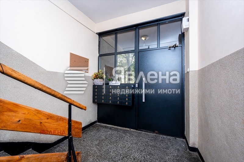 Продава 2-СТАЕН, гр. София, Света Троица, снимка 7 - Aпартаменти - 48760026