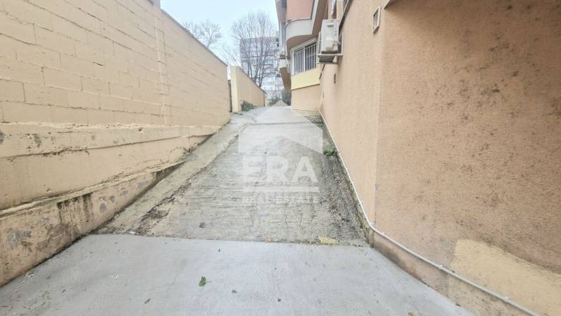 Myytävänä  Parkkipaikka Varna , Pogrebi , 16 neliömetriä | 51354049 - kuva [5]