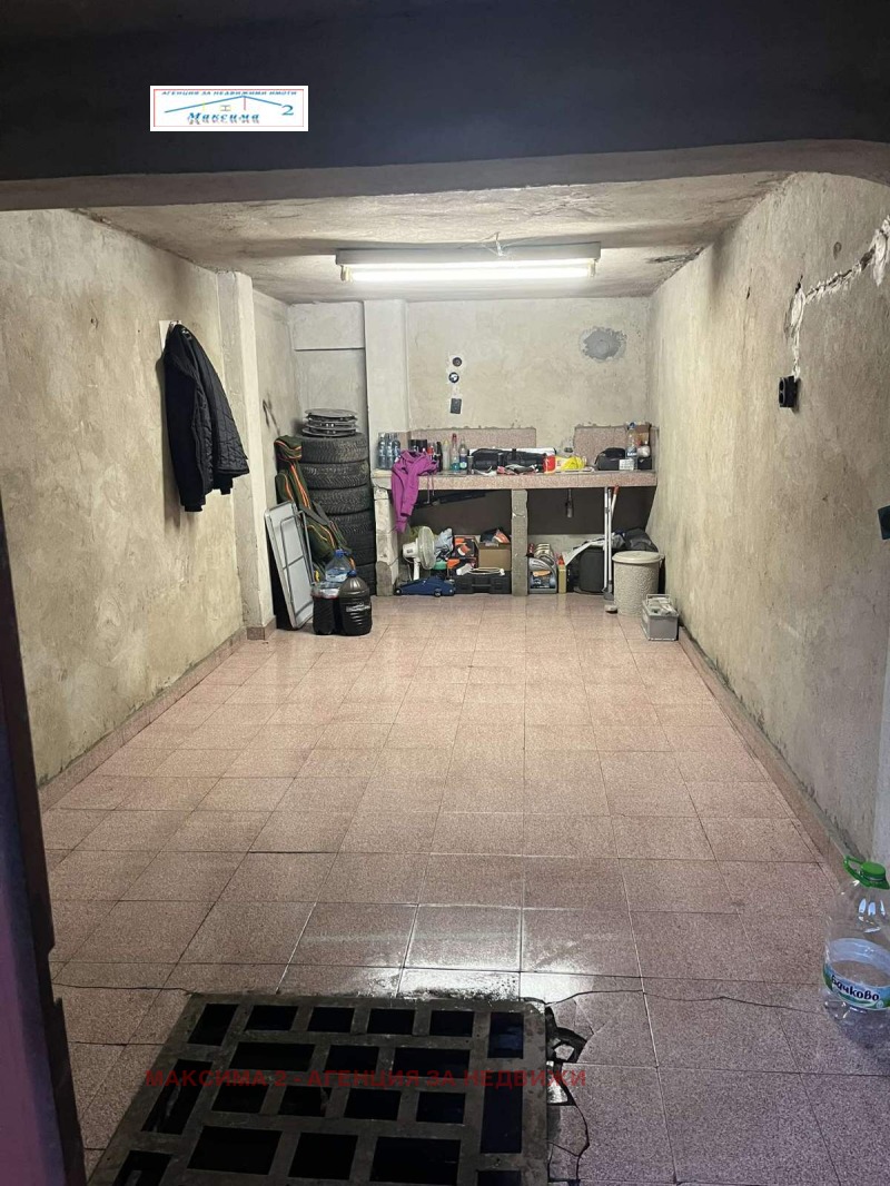 Продава ГАРАЖ, ПАРКОМЯСТО, гр. Плевен, Сторгозия, снимка 5 - Гаражи и паркоместа - 52470280