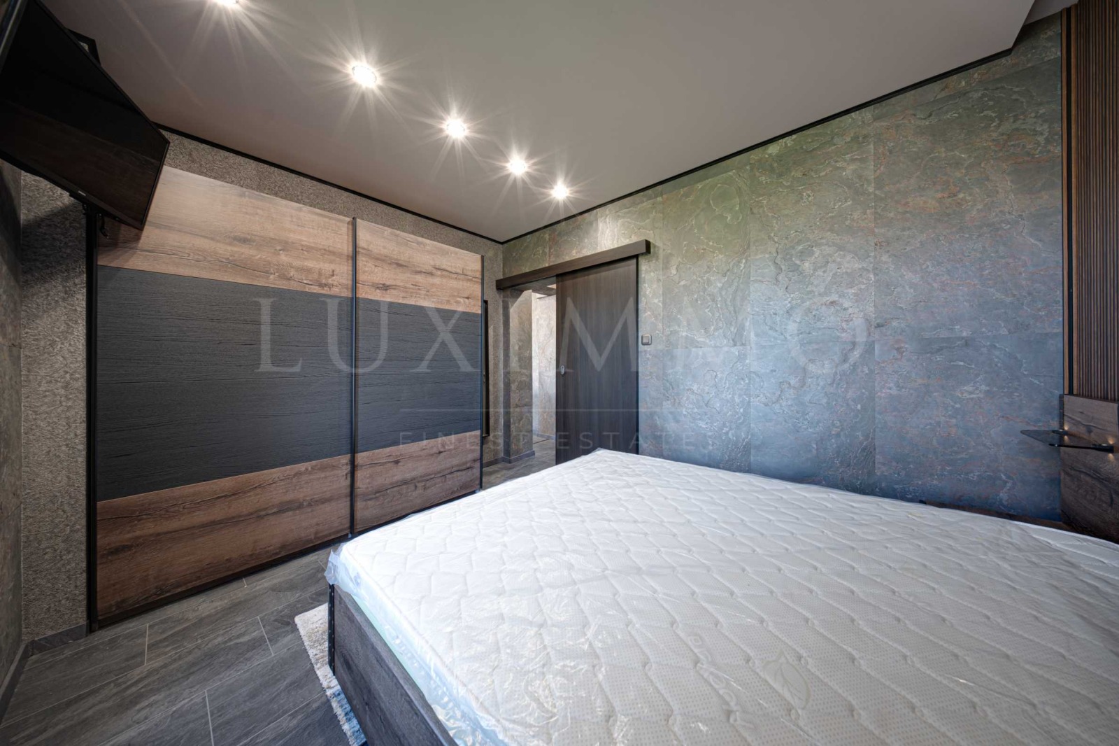 ������� 2-����� | Imot.bg � ����������� 11