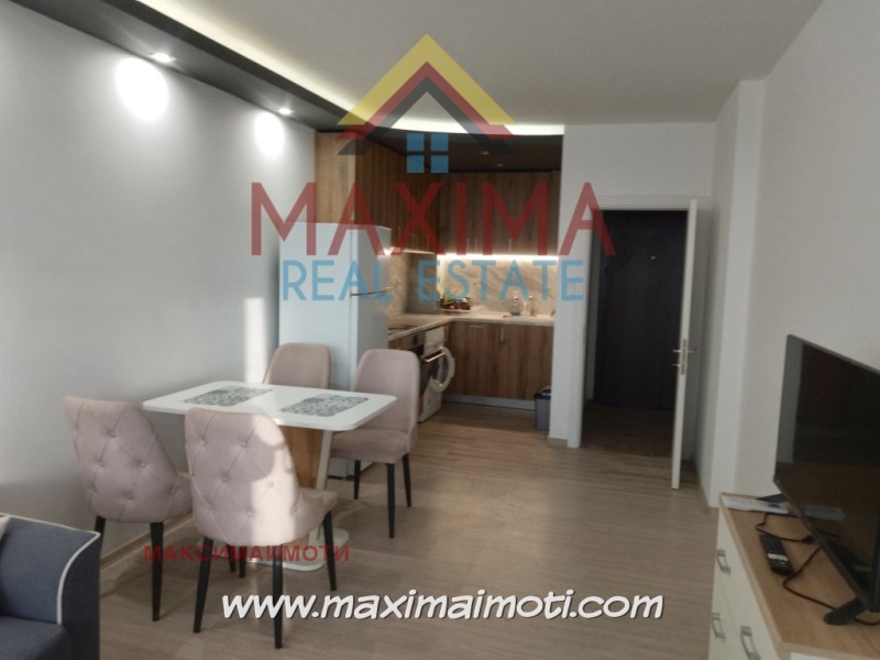 Продава  2-стаен град Пловдив , Кючук Париж , 70 кв.м | 87941736