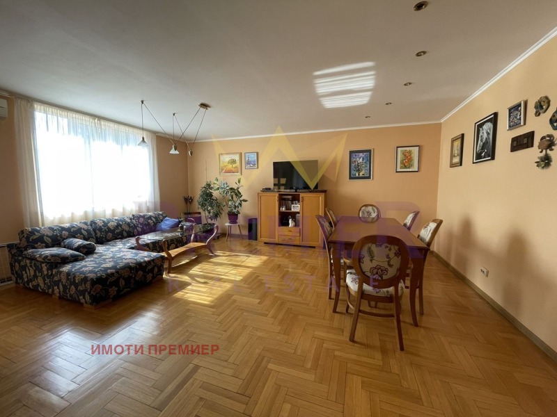 À vendre  2 chambres Varna , Briz , 120 m² | 93484771