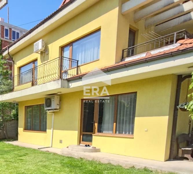 Продава  Къща, град София, Надежда 2 •  990 000 EUR • ID 15860802 — holmes.bg - [1] 