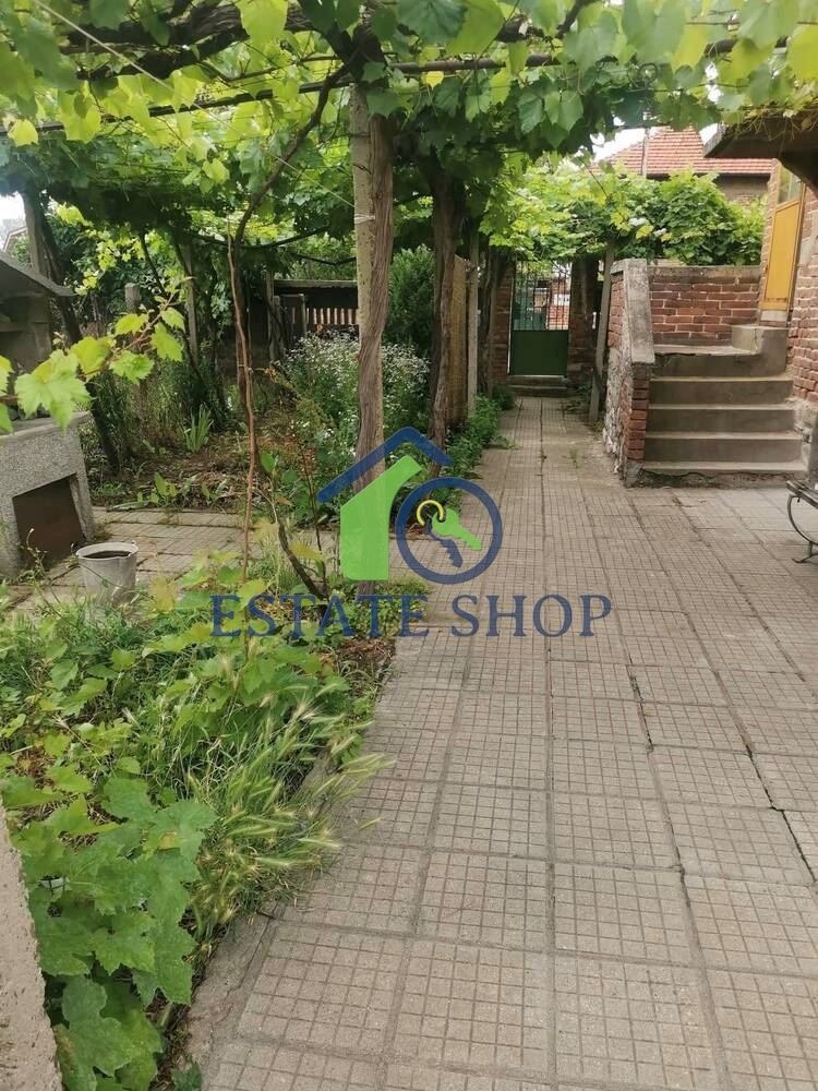 Продава КЪЩА, с. Оризари, област Пловдив