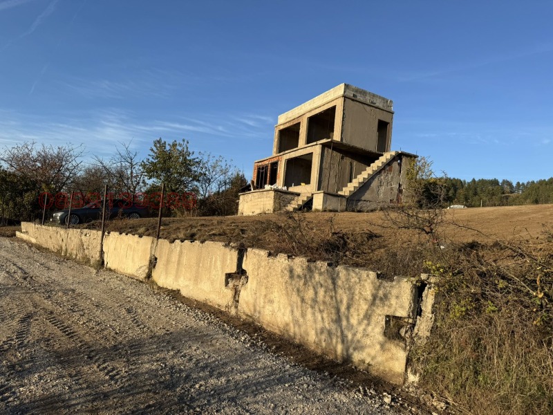 Продава КЪЩА, с. Мала Раковица, област София област, снимка 2 - Къщи - 52786006