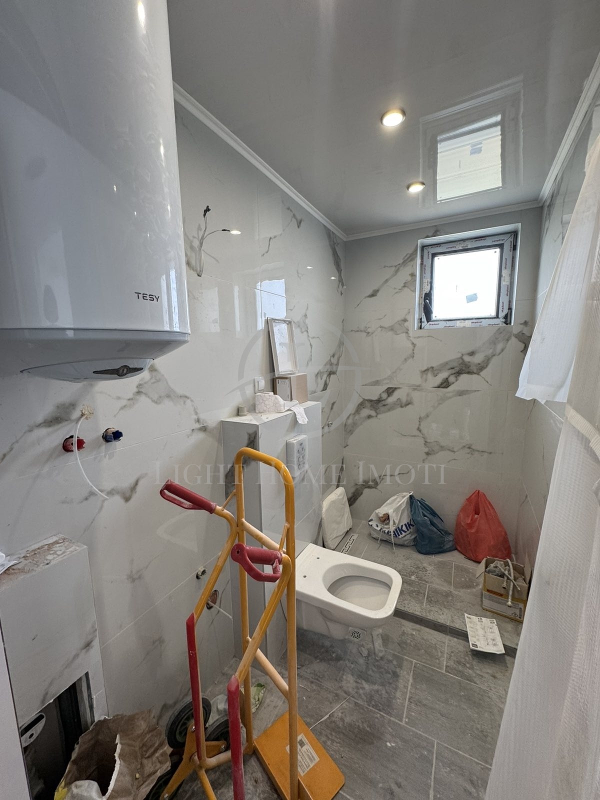 Продава 2-СТАЕН, гр. Пловдив, Остромила, снимка 7 - Апартаменти - 53721142