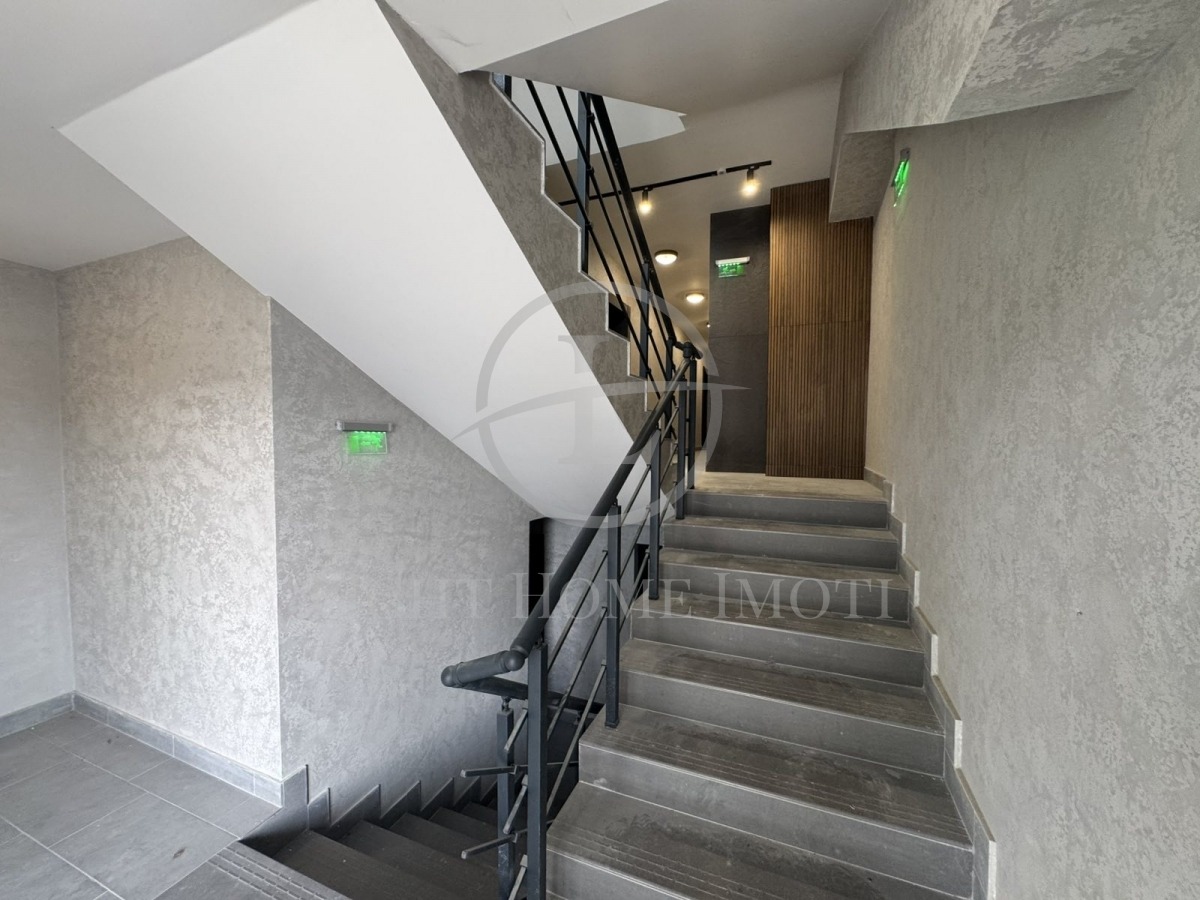 Продава 2-СТАЕН, гр. Пловдив, Остромила, снимка 11 - Апартаменти - 53721142