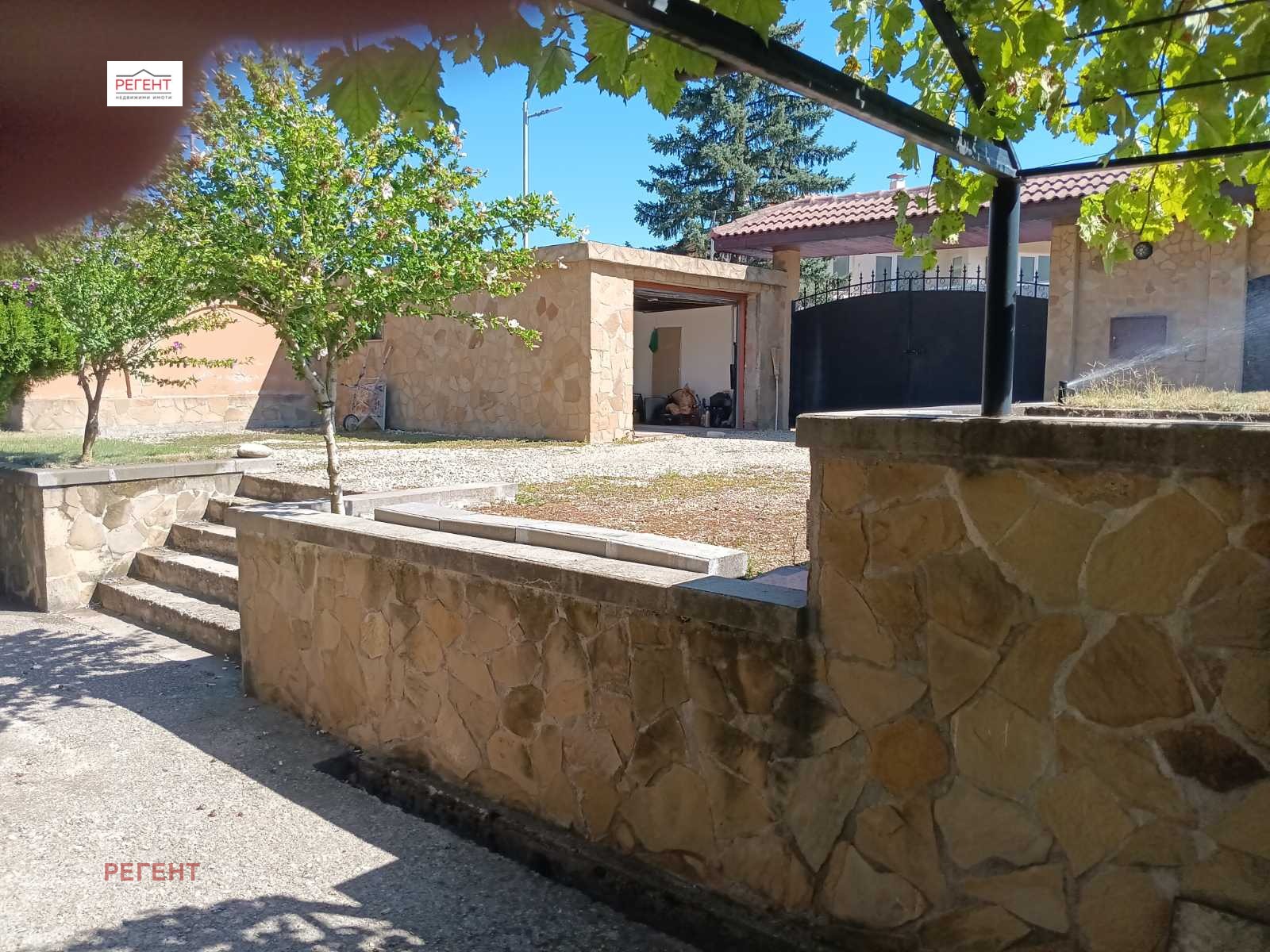 Продава КЪЩА, гр. София, в.з.Киноцентъра 3 част, снимка 13 - Къщи - 54278945