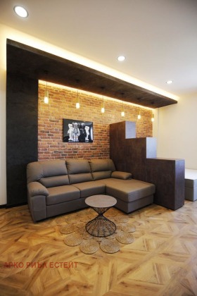 Till salu Studio