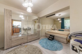 Andar da casa Levski 1, Varna