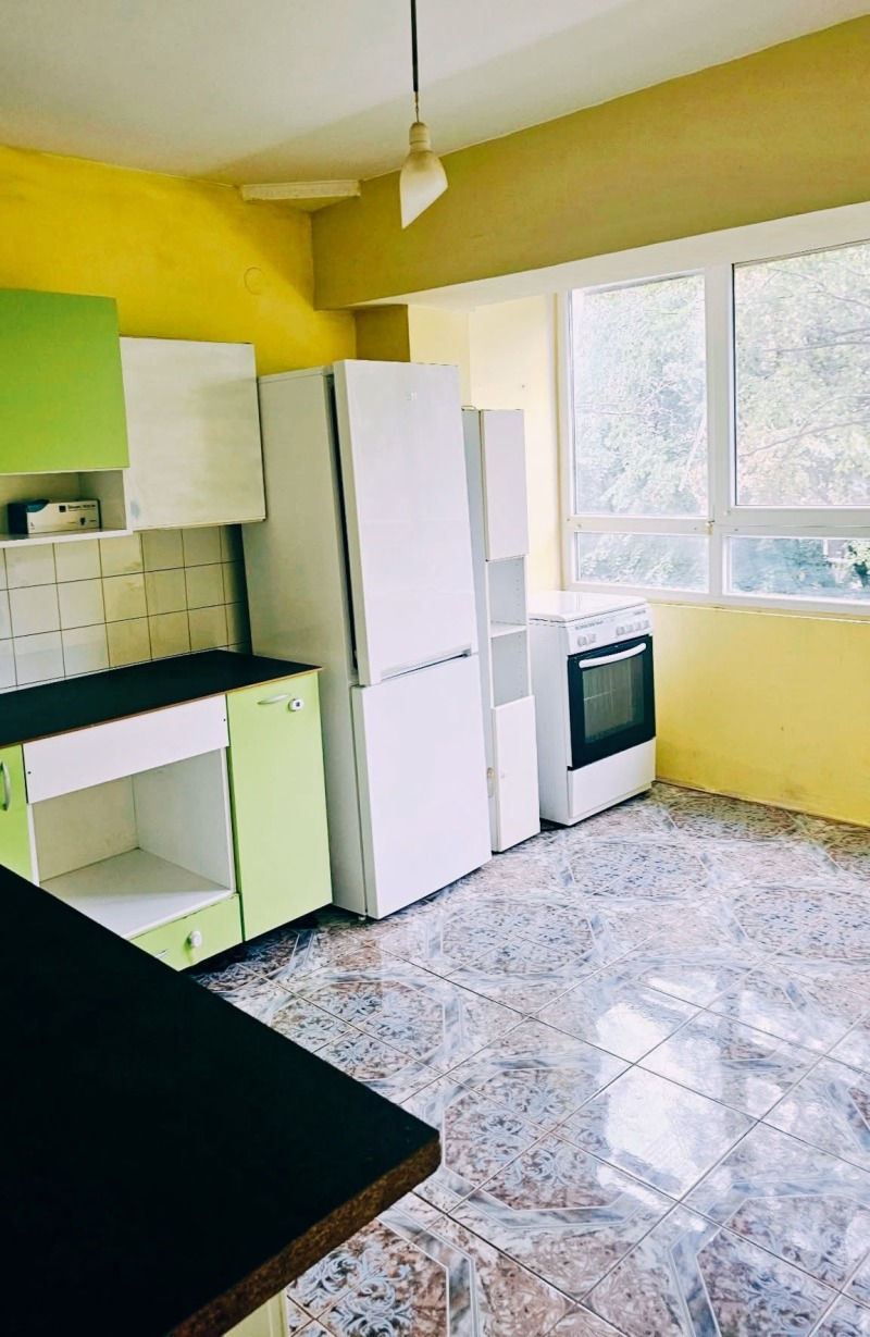 Myytävänä  2 makuuhuonetta Ruse , Zdravets Iztok , 86 neliömetriä | 57520692 - kuva [2]