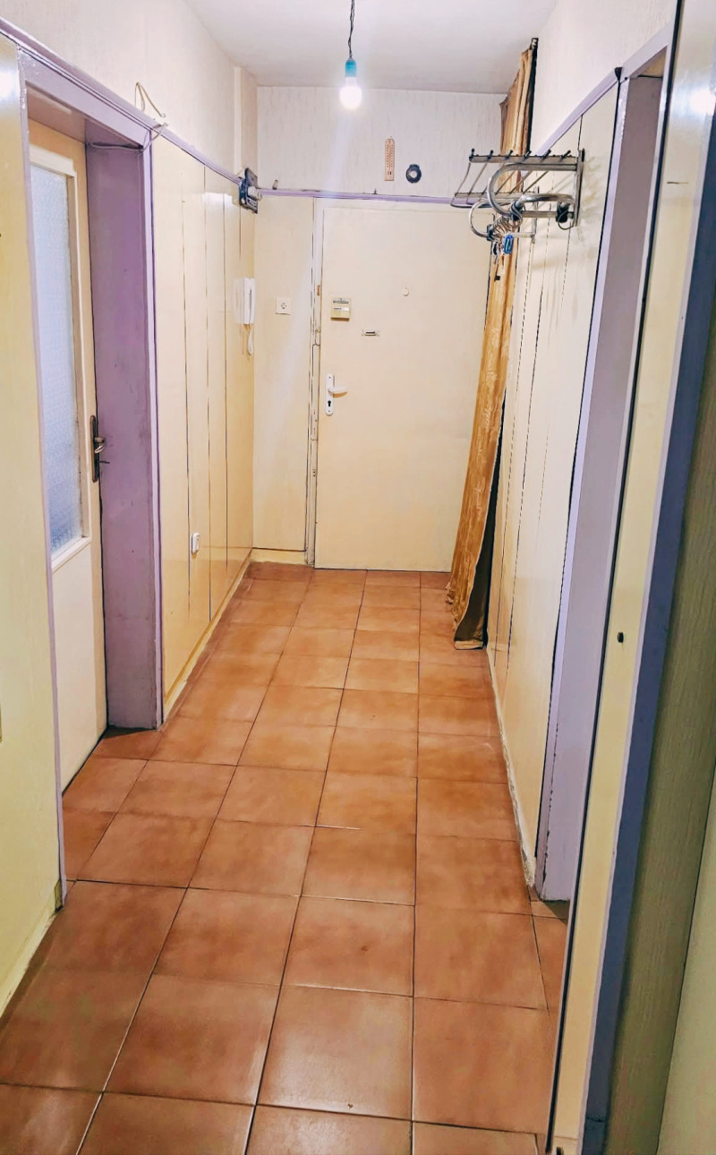 Myytävänä  2 makuuhuonetta Ruse , Zdravets Iztok , 86 neliömetriä | 57520692 - kuva [9]