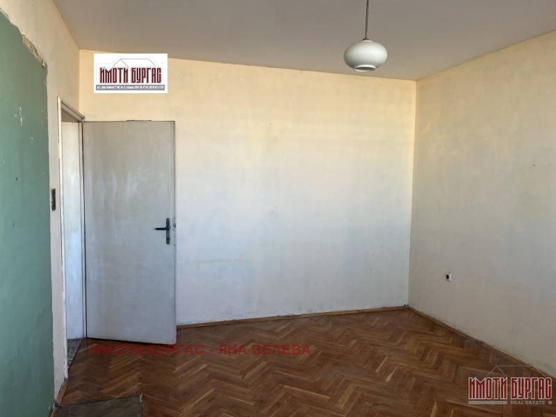 Продава 3-СТАЕН, гр. Бургас, Център, снимка 3 - Апартаменти - 52831141